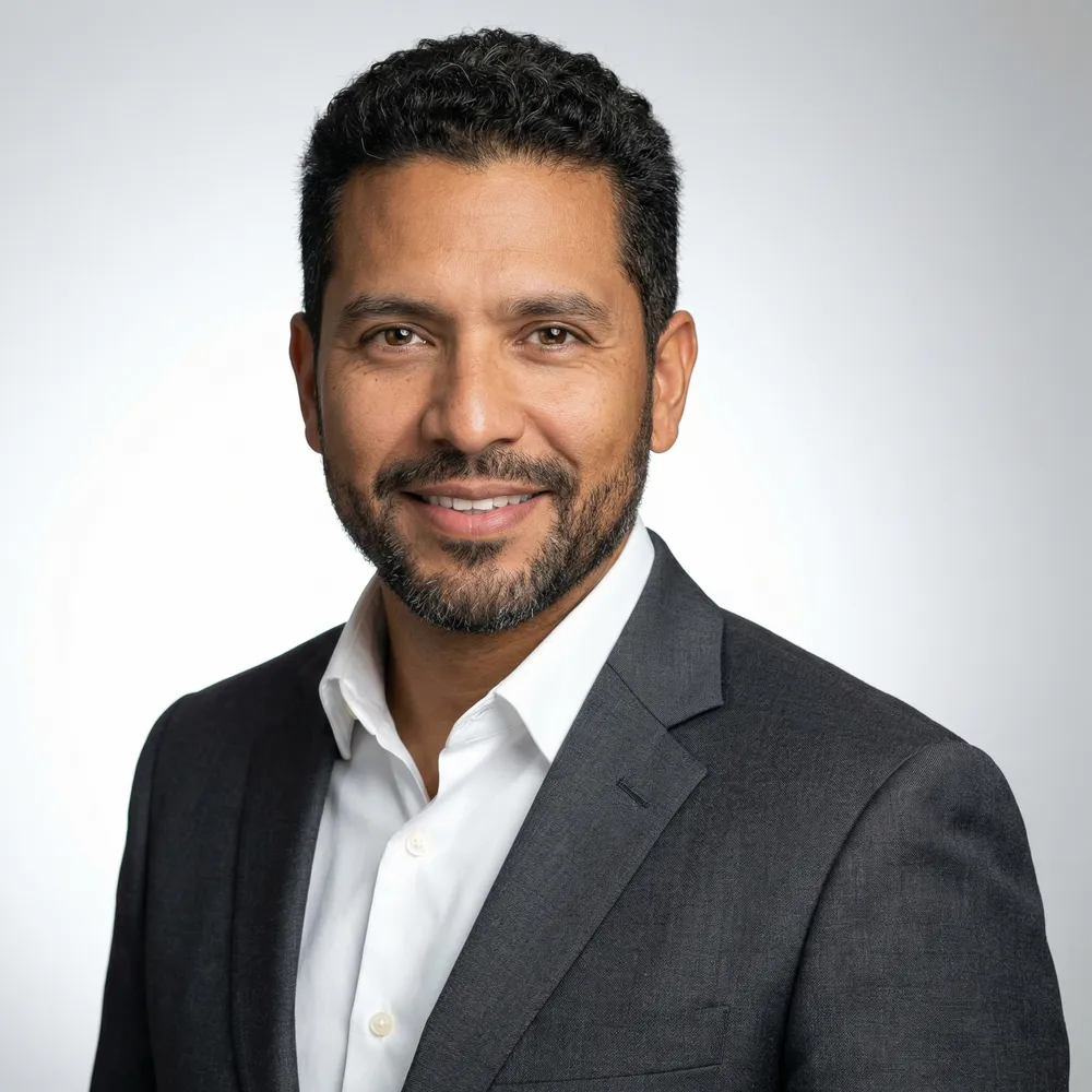 Carlos Rivera, Chief Operating Officer